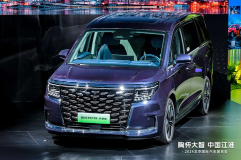 компактний міні-вен RF8 Harmony Edition